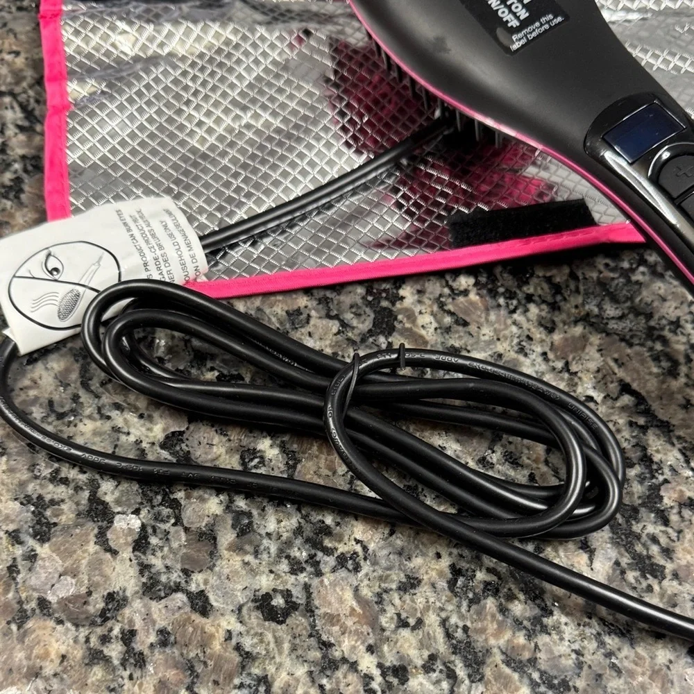 Simply Straight Black and Pink Hair Brush Straightener NWOT